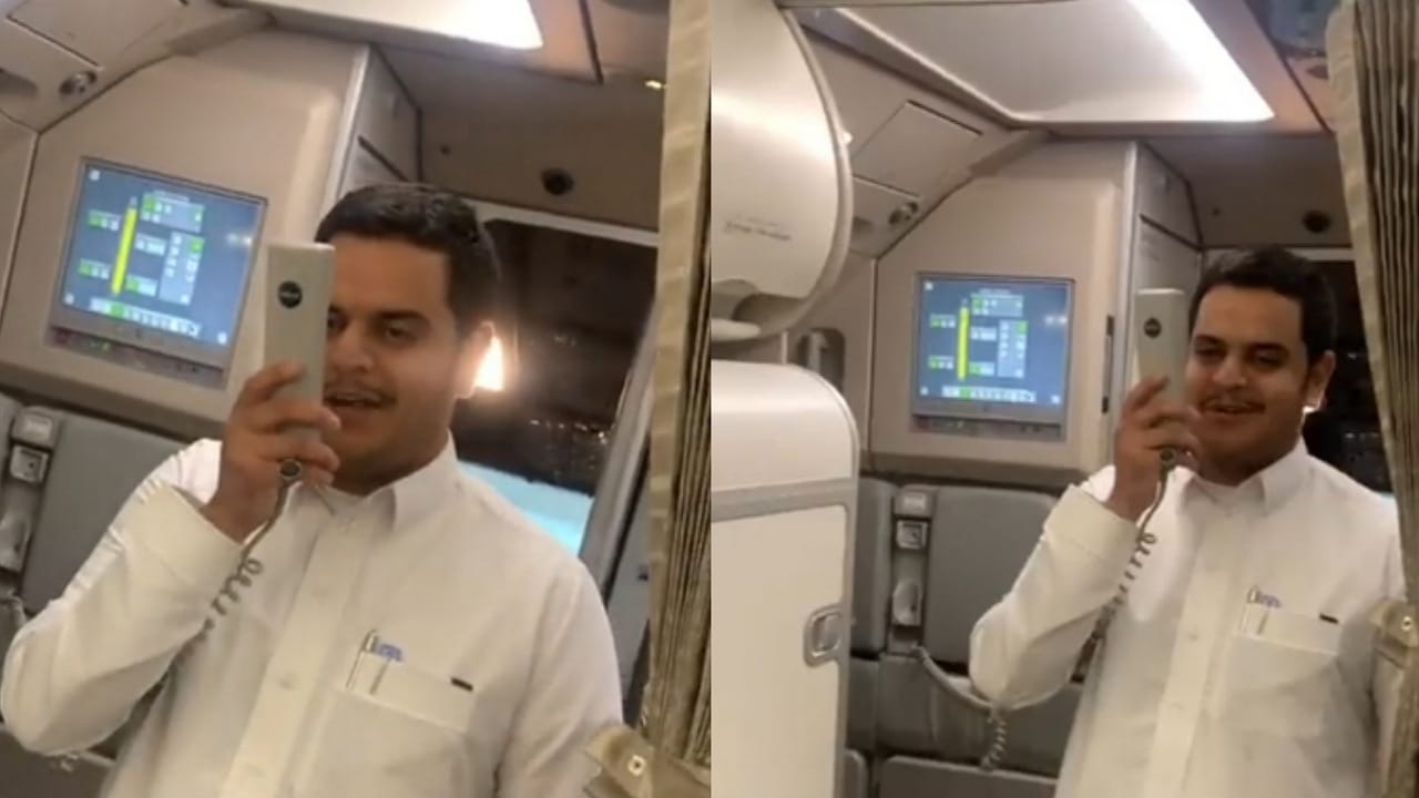 شاب يقبل التحدي للتغلب على التأتأة خلال رحلة للخطوط السعودية..فيديو