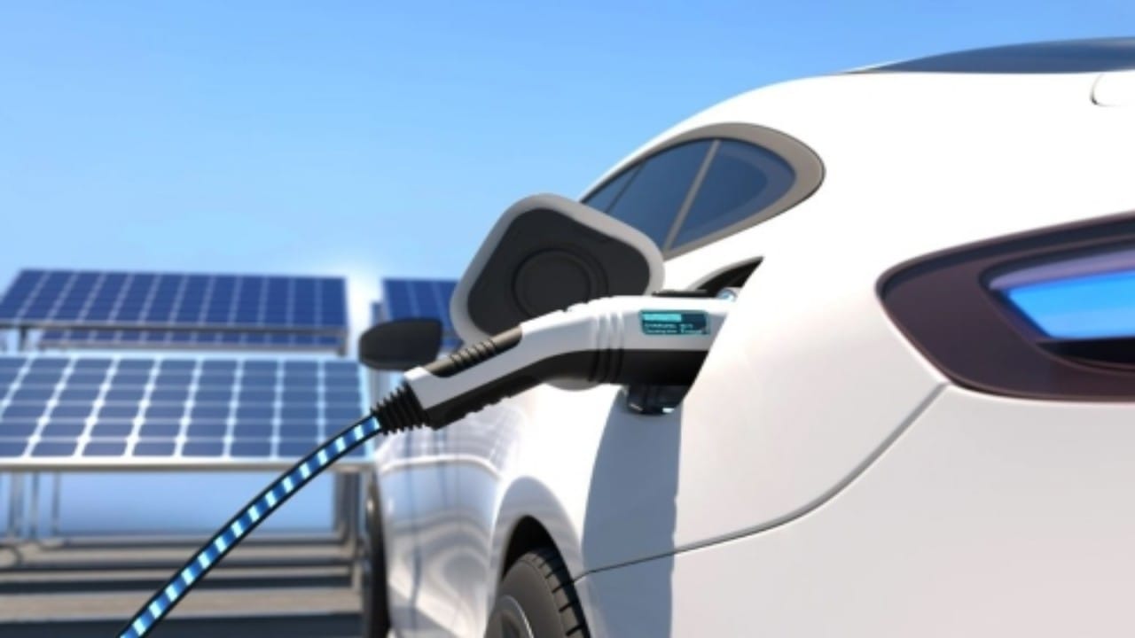 شركة البنية التحتية للسيارات الكهربائية تُطلق EVIQ كعلامتها التجارية الرسمية في الأسواق