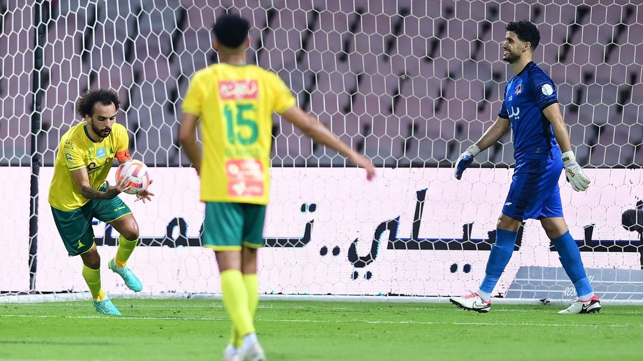 غياب ثنائي الخليج قبل مباراة الاتحاد