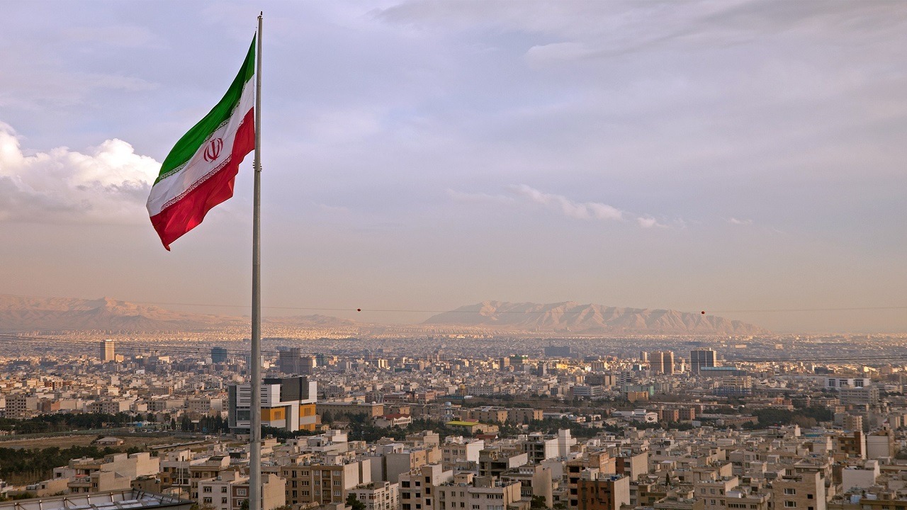 قرار بإعفاء السعوديين من تأشيرة دخول إيران