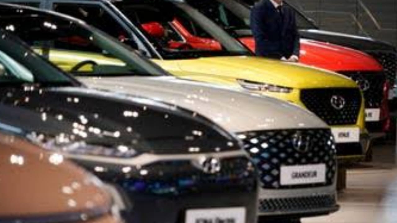 رئيس الهيئة المنافسة يكشف سبب ارتفاع أسعار السيارات في المملكة..فيديو