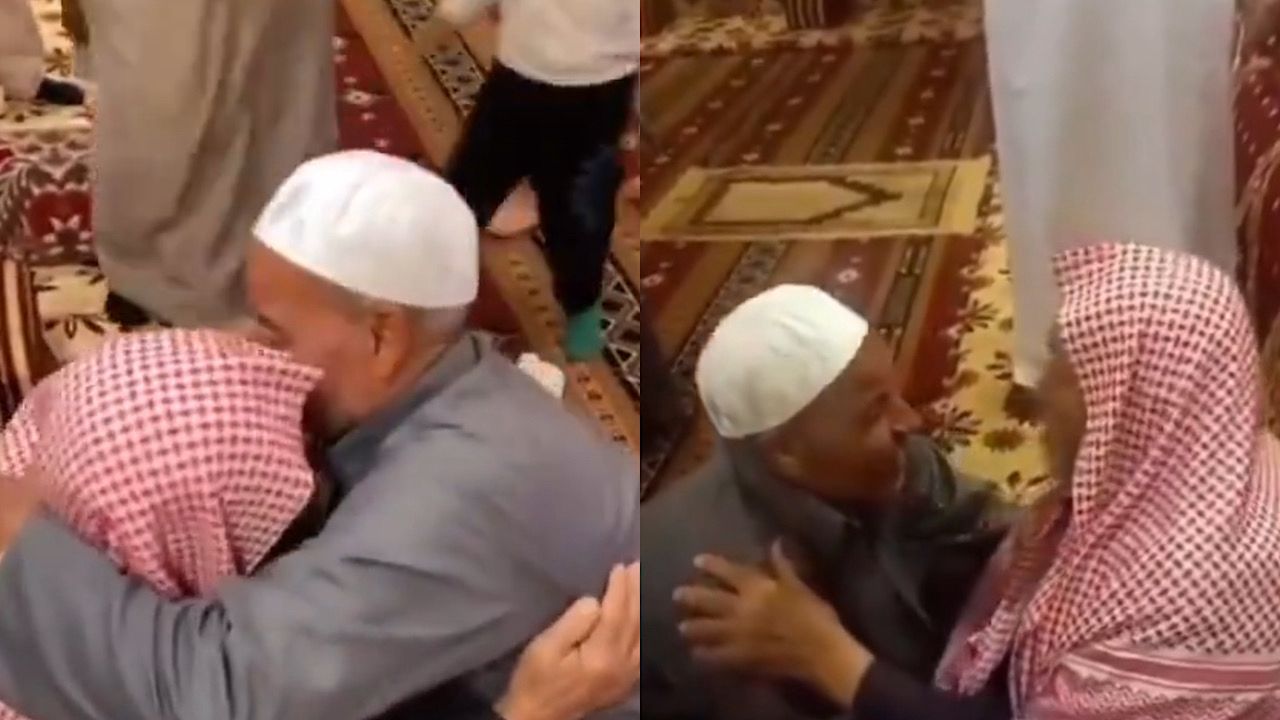 مصري يلتقي بكفيله في مشهد مؤثر بعد فراق دام لـ 20 عام .. فيديو
