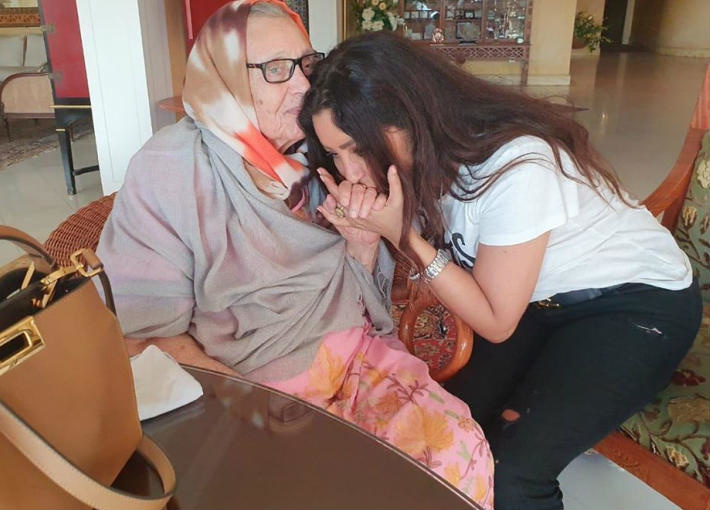 الموت يفجع لطيفة