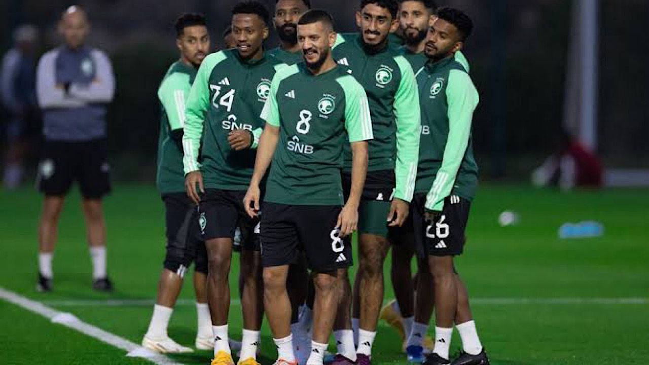 بندر الرزيحان: لا يوجد من يستحق التواجد في المنتخب خارج قائمة مانشيني .. فيديو