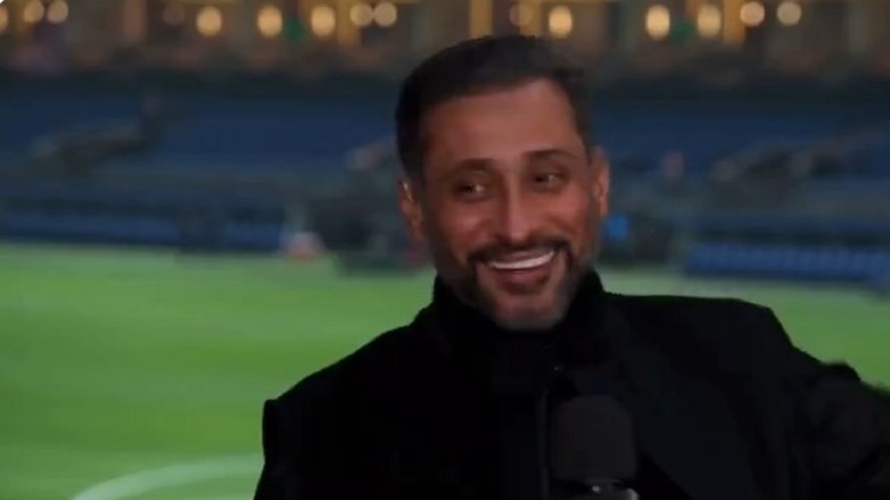 حوار طريف بين سامي الجابر ووليد الفراج أثناء عدم علمهما بفتح البث .. فيديو