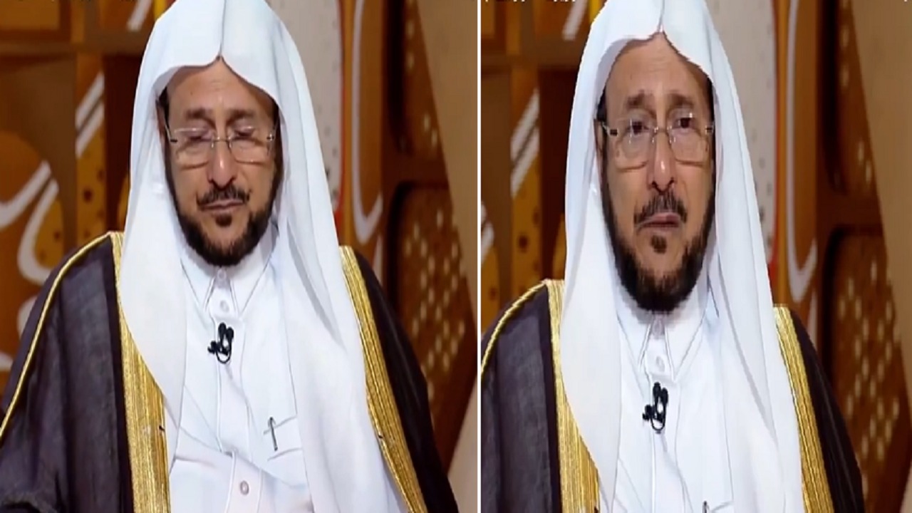 وزير الشؤون الإسلامية يبكي أثناء الحديث عن زوجته المريضة .. فيديو