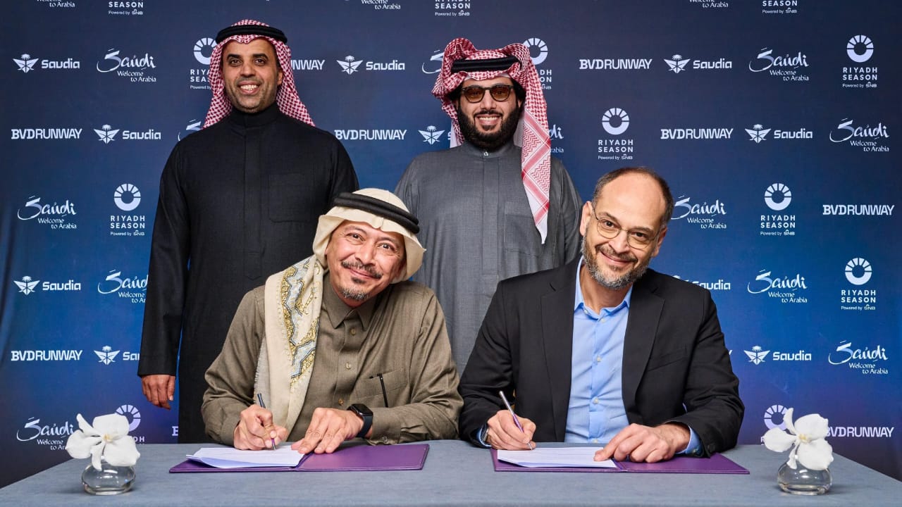 موسم الرياض يوقع مذكرة تفاهم مع الخطوط السعودية لإنشاء بوليفارد Runway