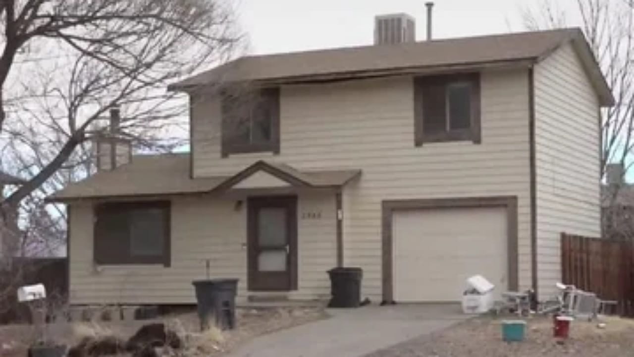 عائلة أمريكية تشتري منزلاً جديداً لتنتظرها مفاجأة في الثلاجة