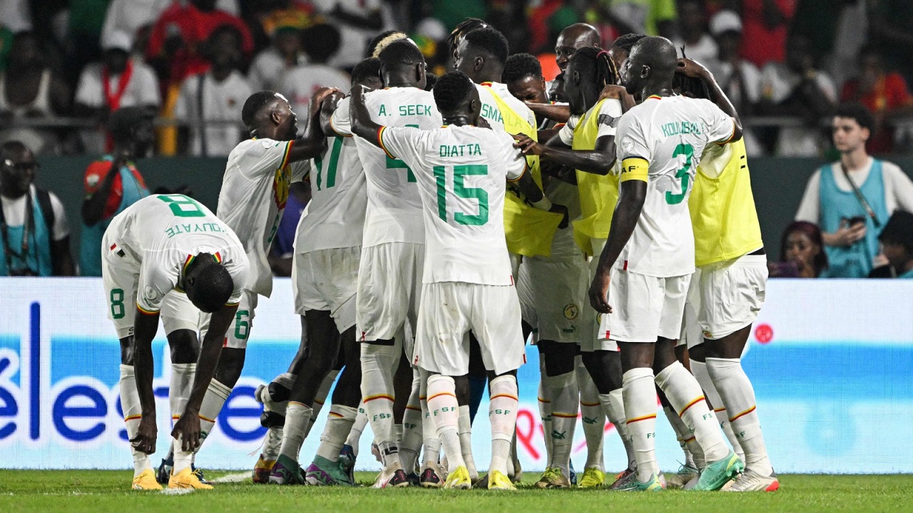 الكاميرون والسنغال تتأهلان لدور الـ 16 في أمم أفريقيا