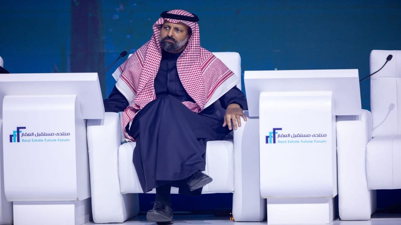 القويز: السماح لغير السعوديين بالاستثمار في شركات مالكة لعقارات بمكة والمدينة