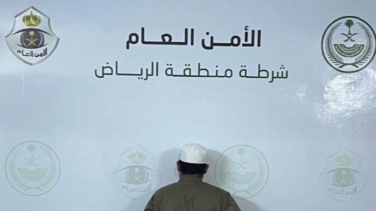القبض على مواطن لإحراقه أعلافًا ومعدة زراعية بوادي الدواسر .. فيديو