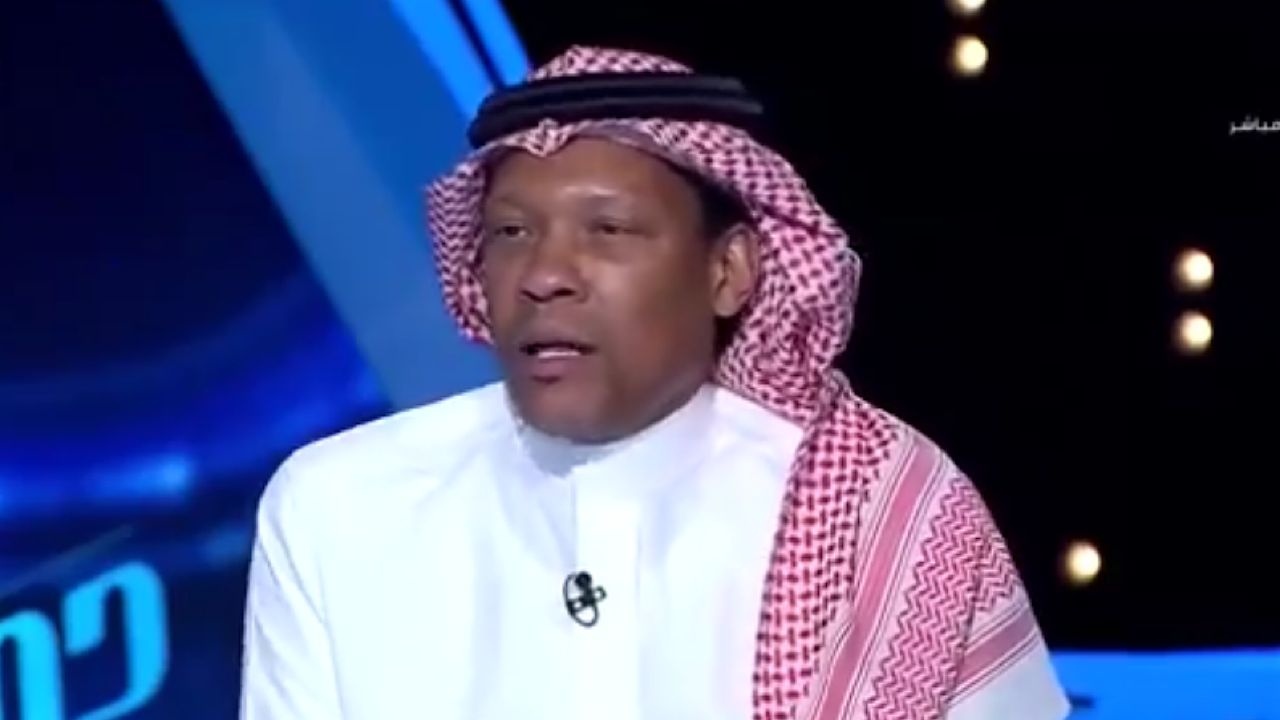 محمد الدعيع يرد على مغرد يطالبه بعدم الطبطبة على سالم الدوسري .. فيديو
