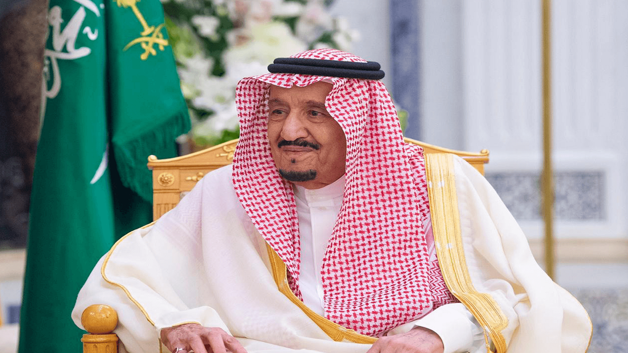 خادم الحرمين الشريفين يوافق على منح وسام الملك عبدالعزيز من الدرجة الثالثة لـ 200 متبرع بالأعضاء