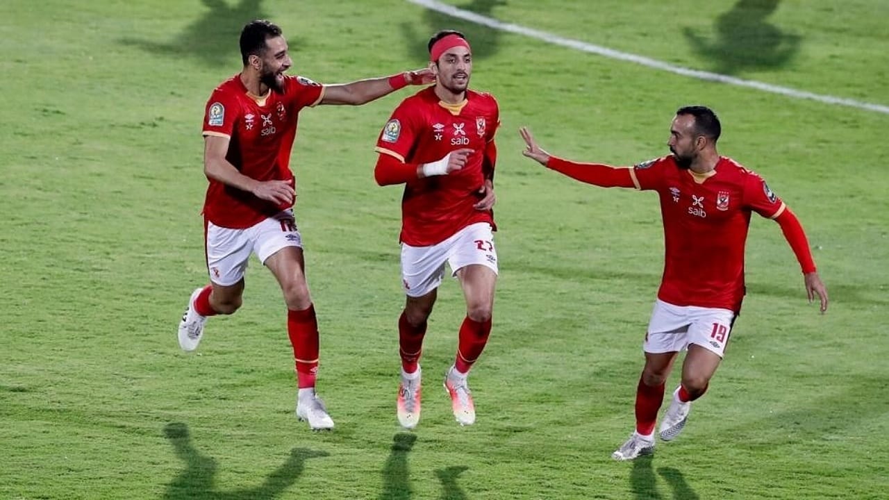 الإصابة تُغيب ثنائي الأهلي المصري عن مباراة بلوزداد