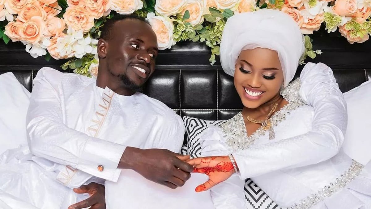 أول ظهور لـ ساديو ماني وزوجته بعد الزفاف..فيديو