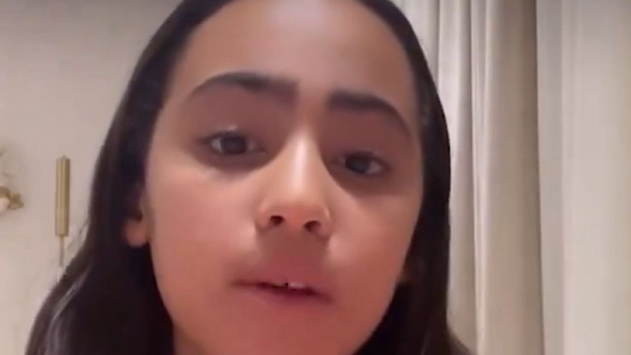ابنة تامر حسنى ترد على منتقدي حديثها المستمر باللغة الإنجليزية٠٠فيديو