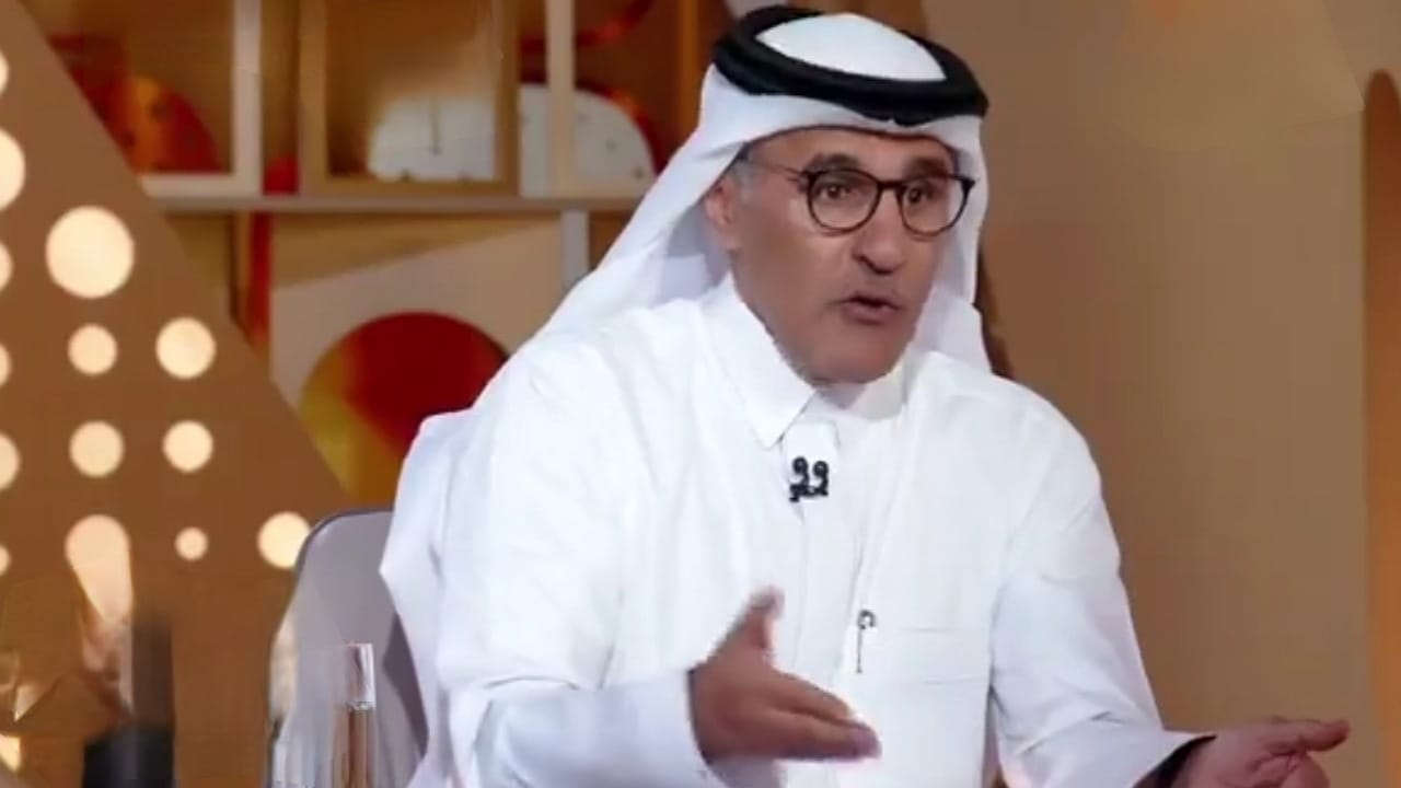 سعيد القحطاني : الملك عبدالعزيز ليس صاحب فكرة تسمية الدولة باسم السعودية .. فيديو