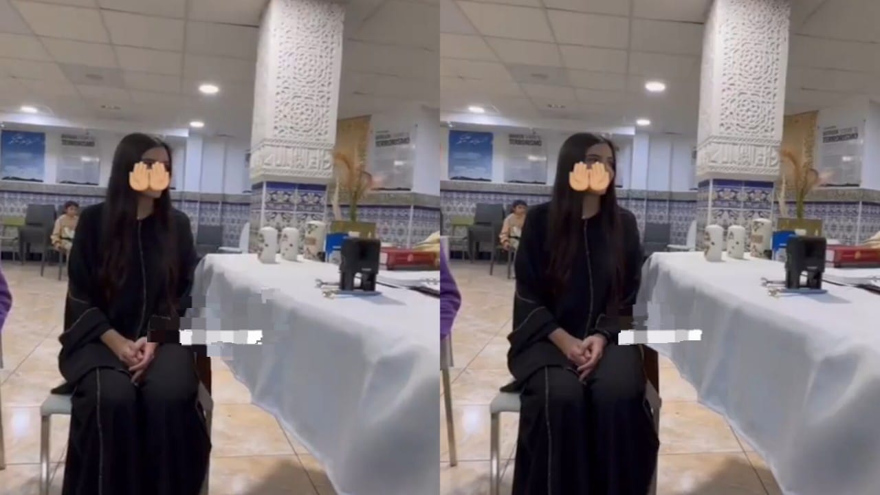 لحظة دخول فتاة إسبانية للإسلام ونطقها الشهادتين .. فيديو