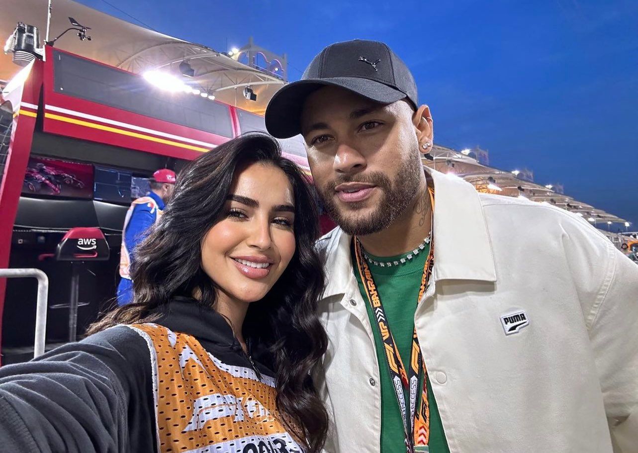 منيه الصانع برفقة نيمار وتعبر عن سعادتها برؤيته .. صور