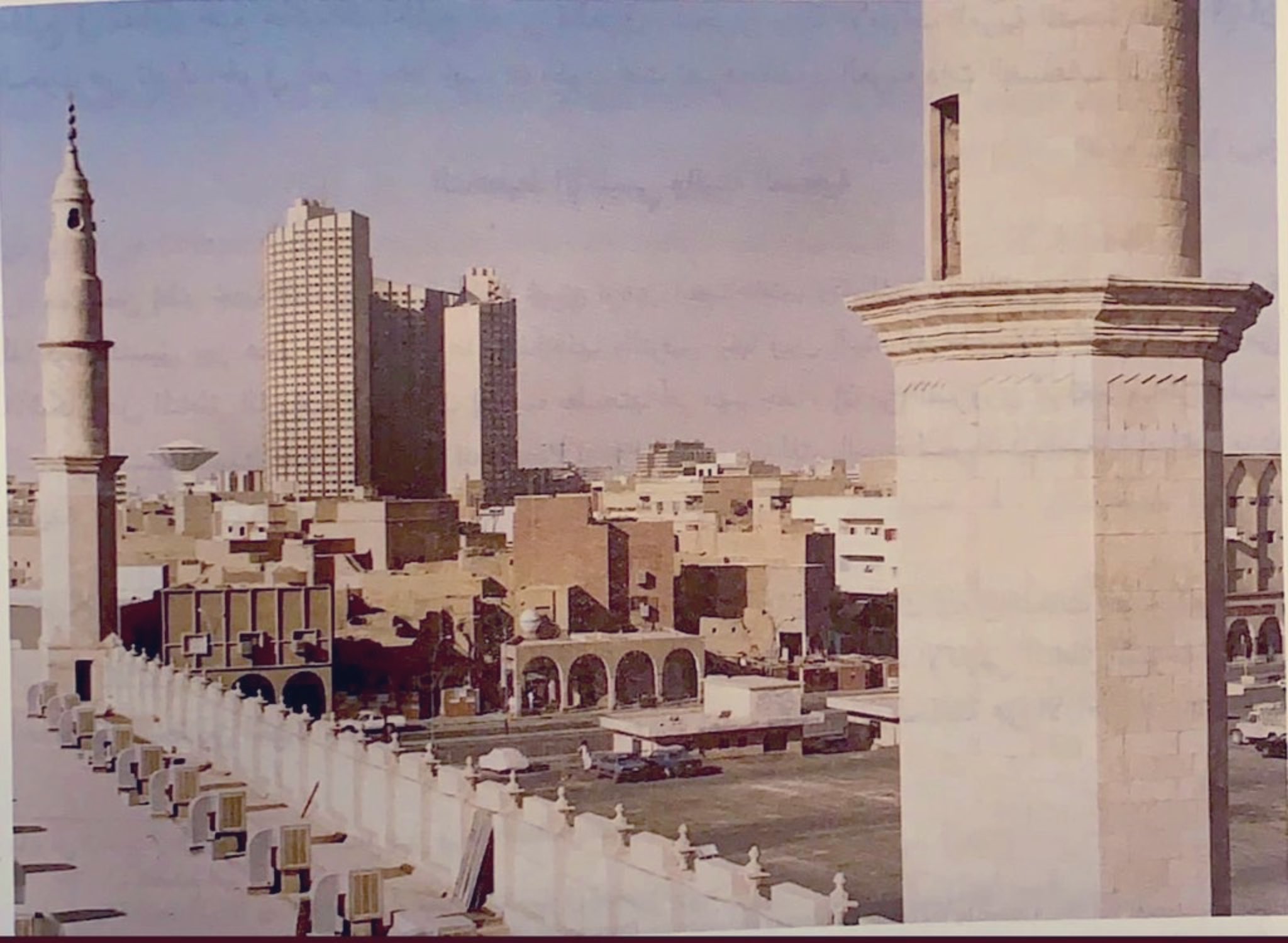 صورة من سطح الجامع لشمال الرياض بالثمانينات الميلادية