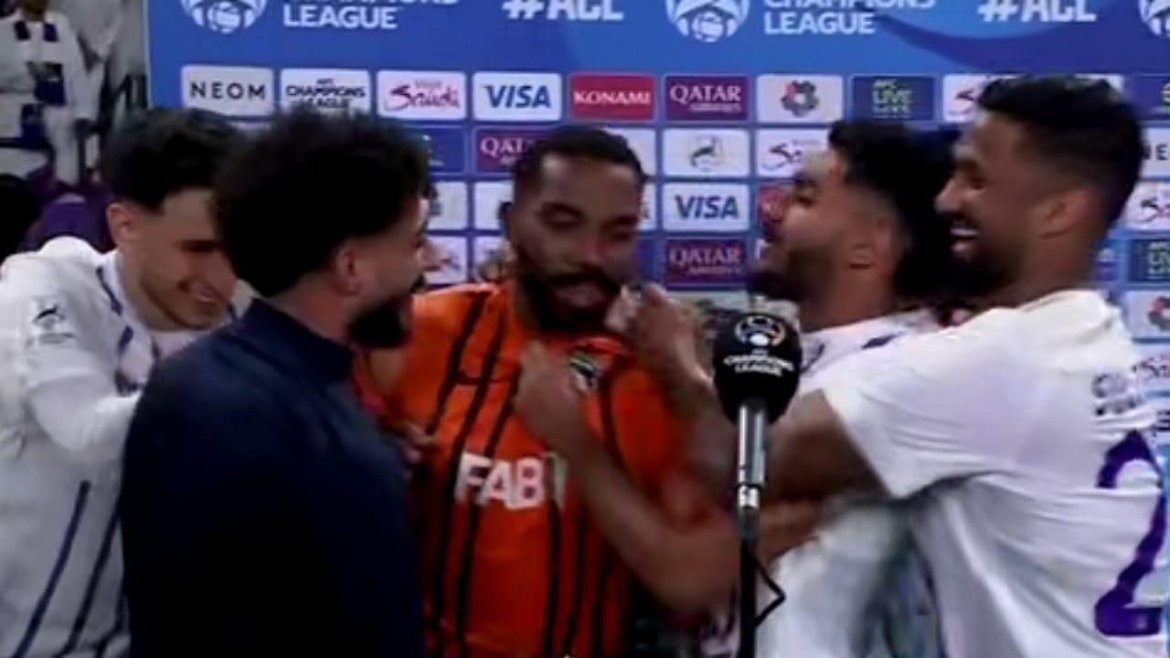 لاعبو العين عقب الفوز على النصر : وين الريمونتادا .. فيديو
