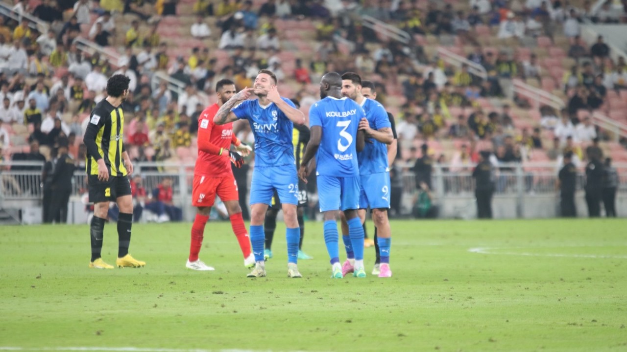 الهلال يتأهل إلى نصف نهائي آسيا .. فيديو وصور