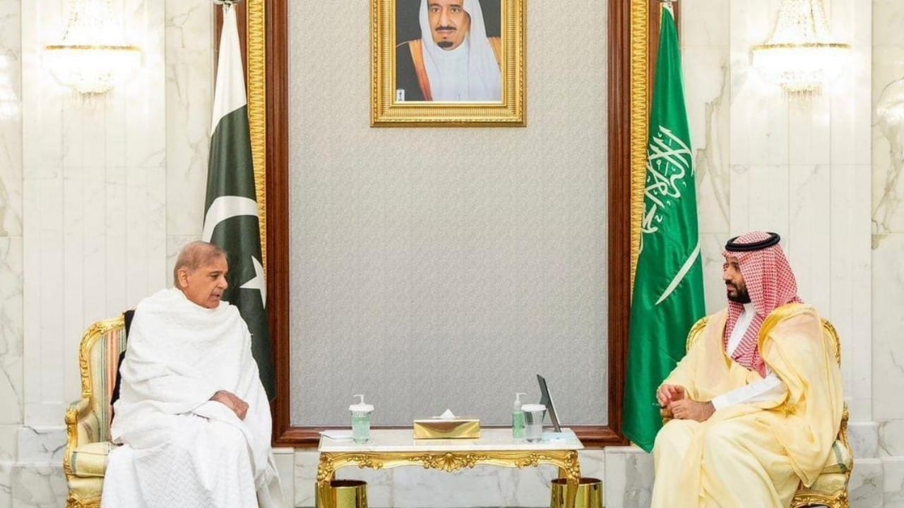 بيان مشترك للاجتماع بين ولي العهد ورئيس وزراء باكستان