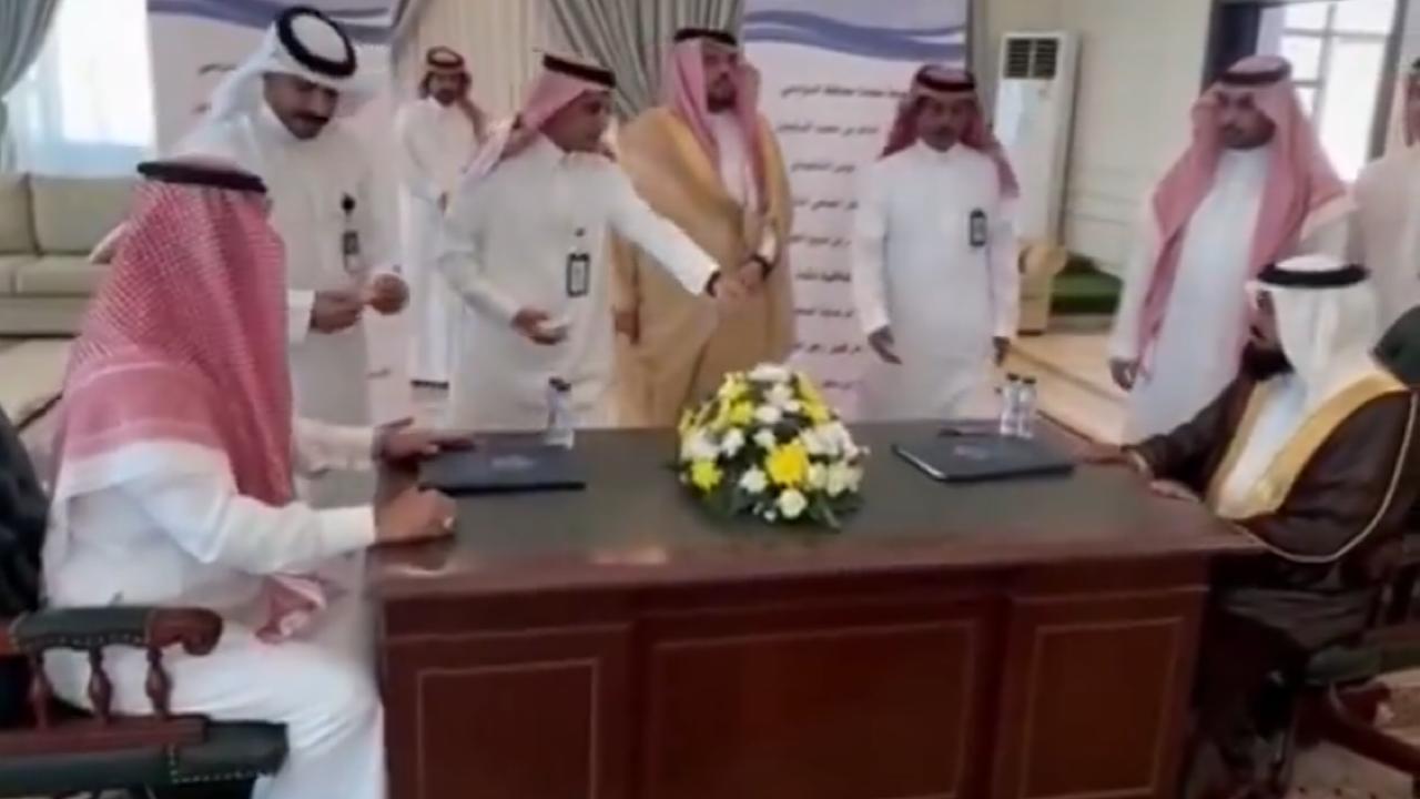مواطن يتبرع بمركز صحي لقريته “أم المناشير” في الدوادمي .. فيديو