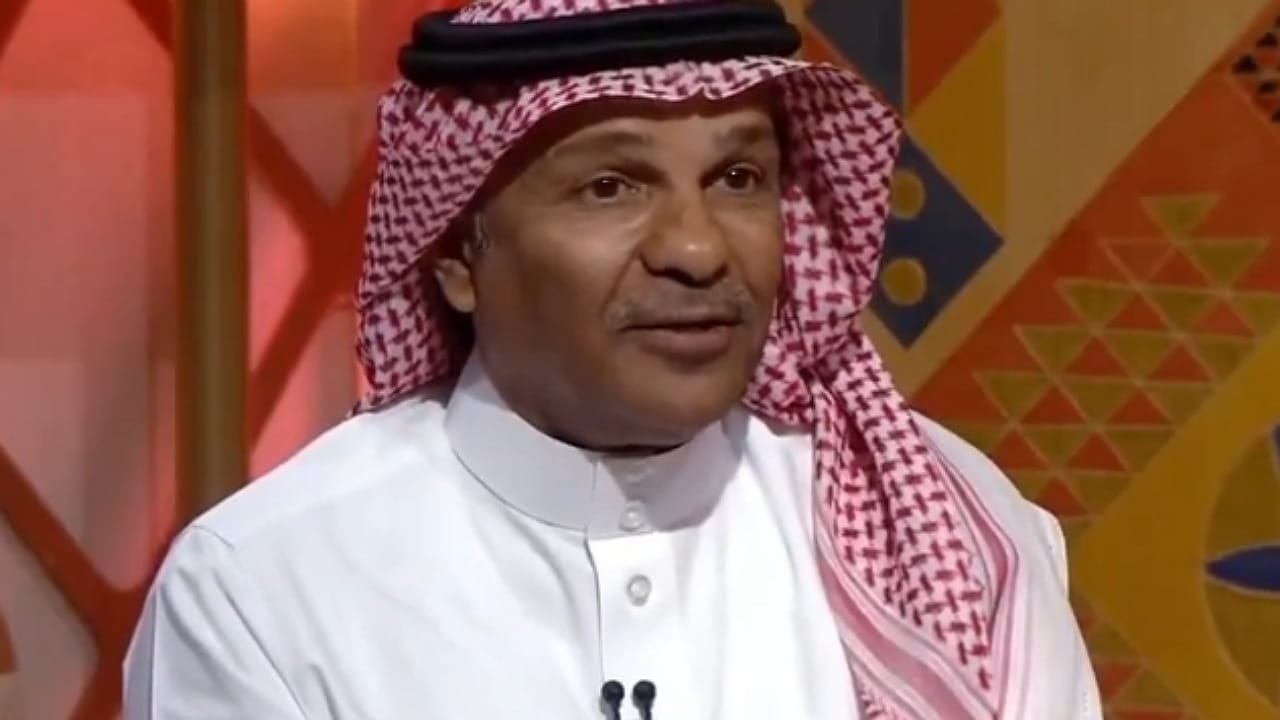 يوسف الثنيان يكشف معاناته مع لبس الحذاء بعد انتقاله إلى الهلال .. فيديو