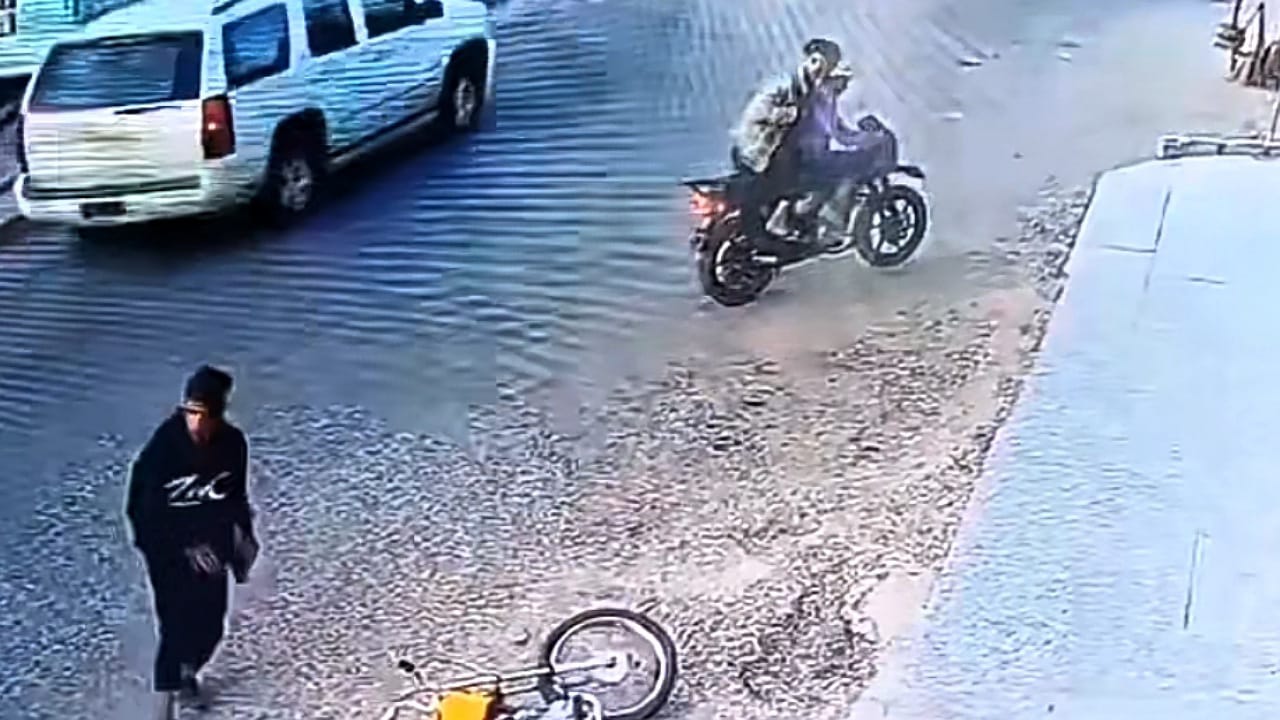 دراجة تتسبب في مقتل رجل عراقي .. فيديو