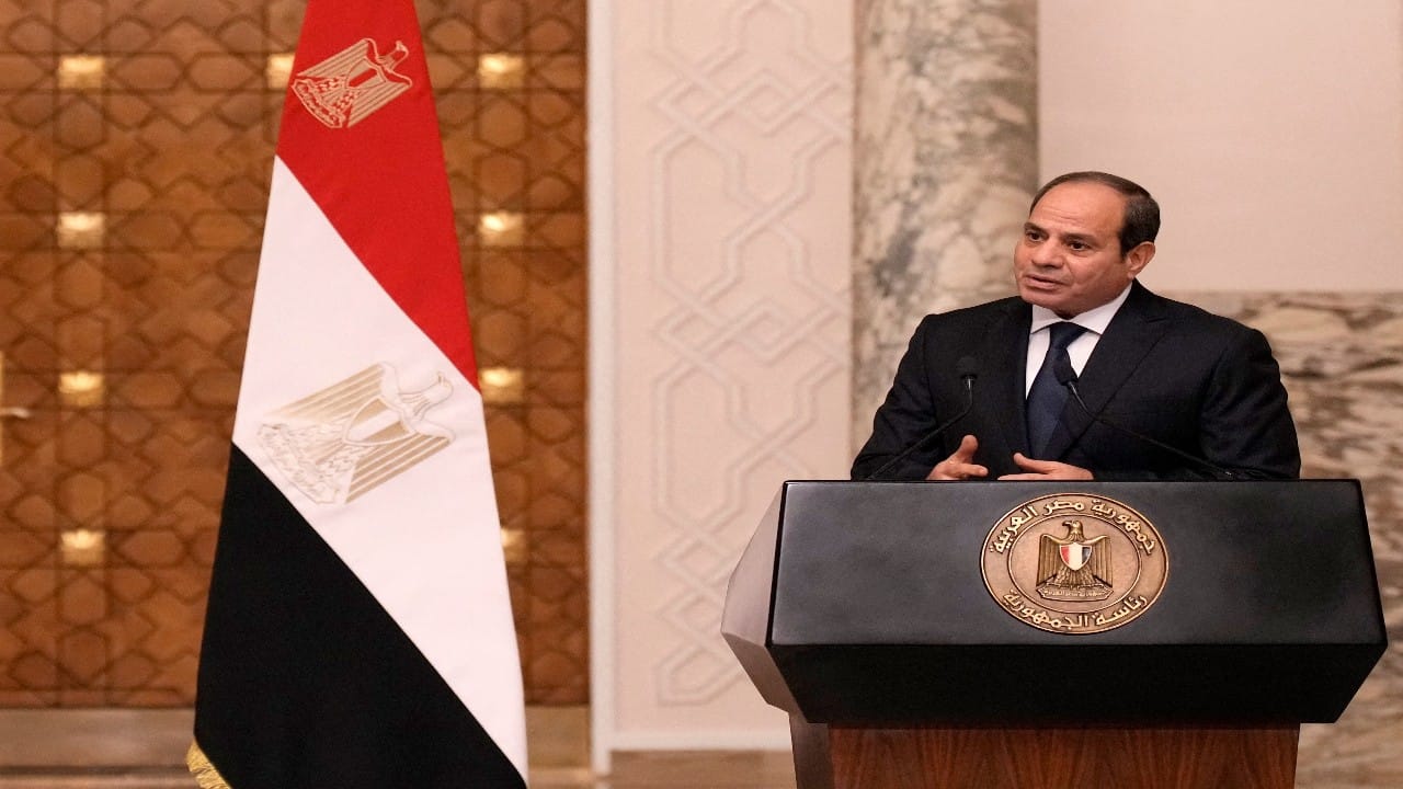 عبدالفتاح السيسي يؤدي اليمين الدستورية لولاية رئاسية جديدة لمصر.. فيديو