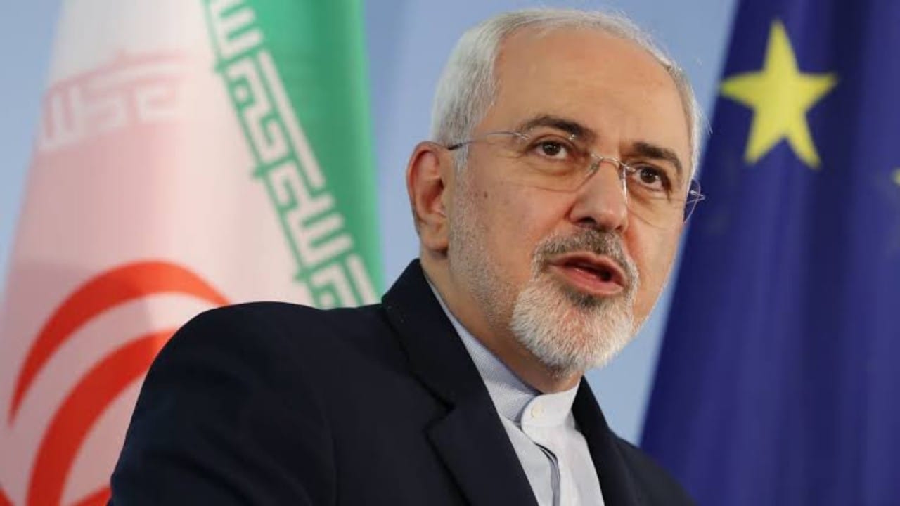 وزير الخارجية الإيراني السابق يتهم أمريكا بحادث سقوط طائرة الرئيس