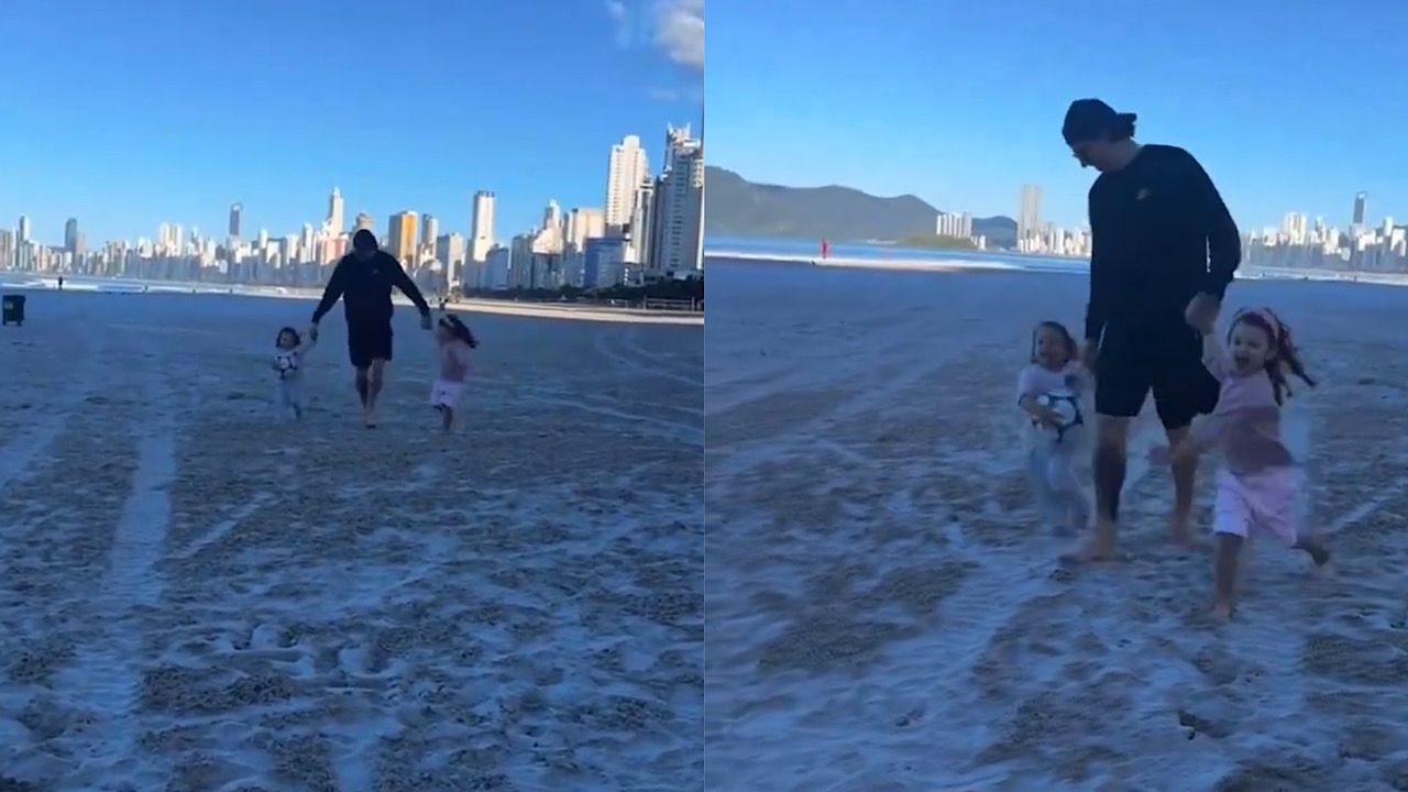 روجر إيبانيز يستمتع بإجازته رفقة عائلته على شاطئ البحر .. فيديو