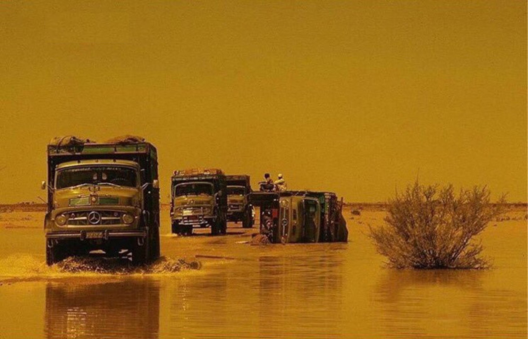 أمطار غزيرة في طريق الرياض الطائف قبل 50 عام