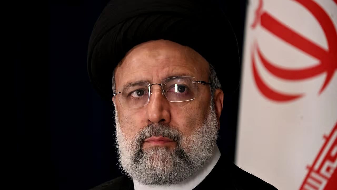 مسؤول إيراني : حياة رئيسي ووزير الخارجية في خطر
