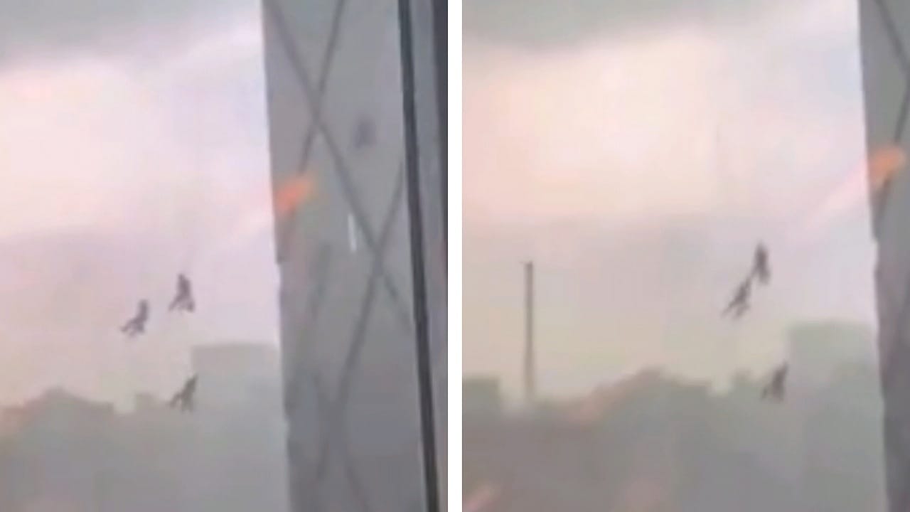 مشهد مروع لعمال يتطايرون في الهواء أثناء تنظيفهم زجاج ناطحة سحاب .. فيديو