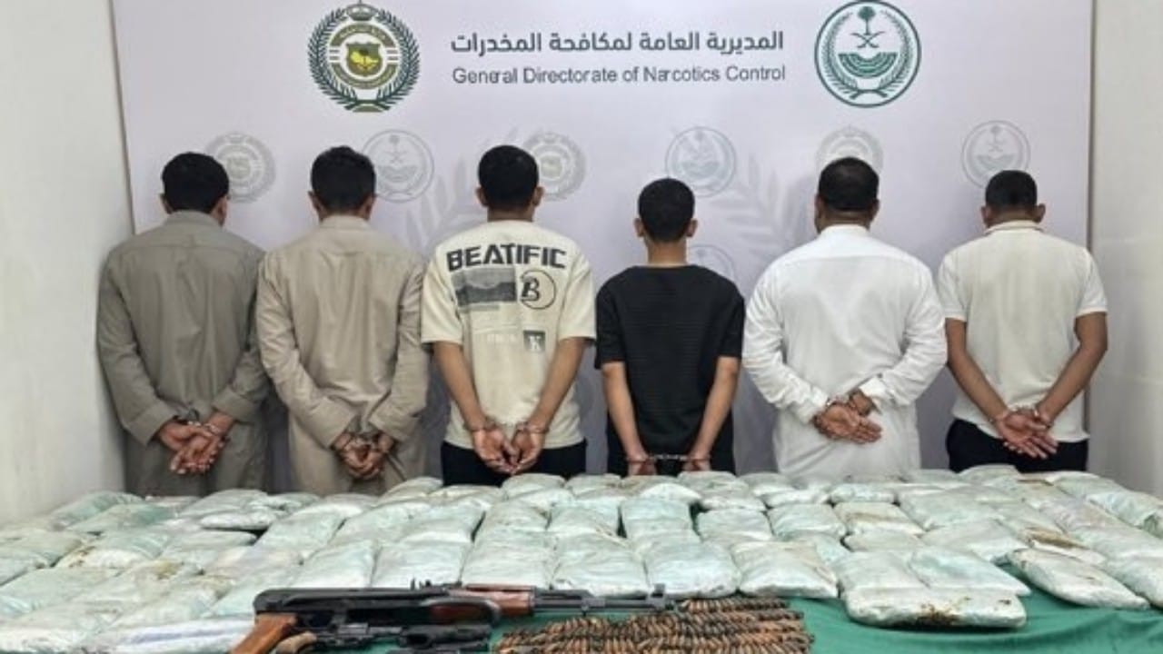 القبض على 7 أشخاص لترويجهم مواد مخدرة في المدينة المنورة والجوف