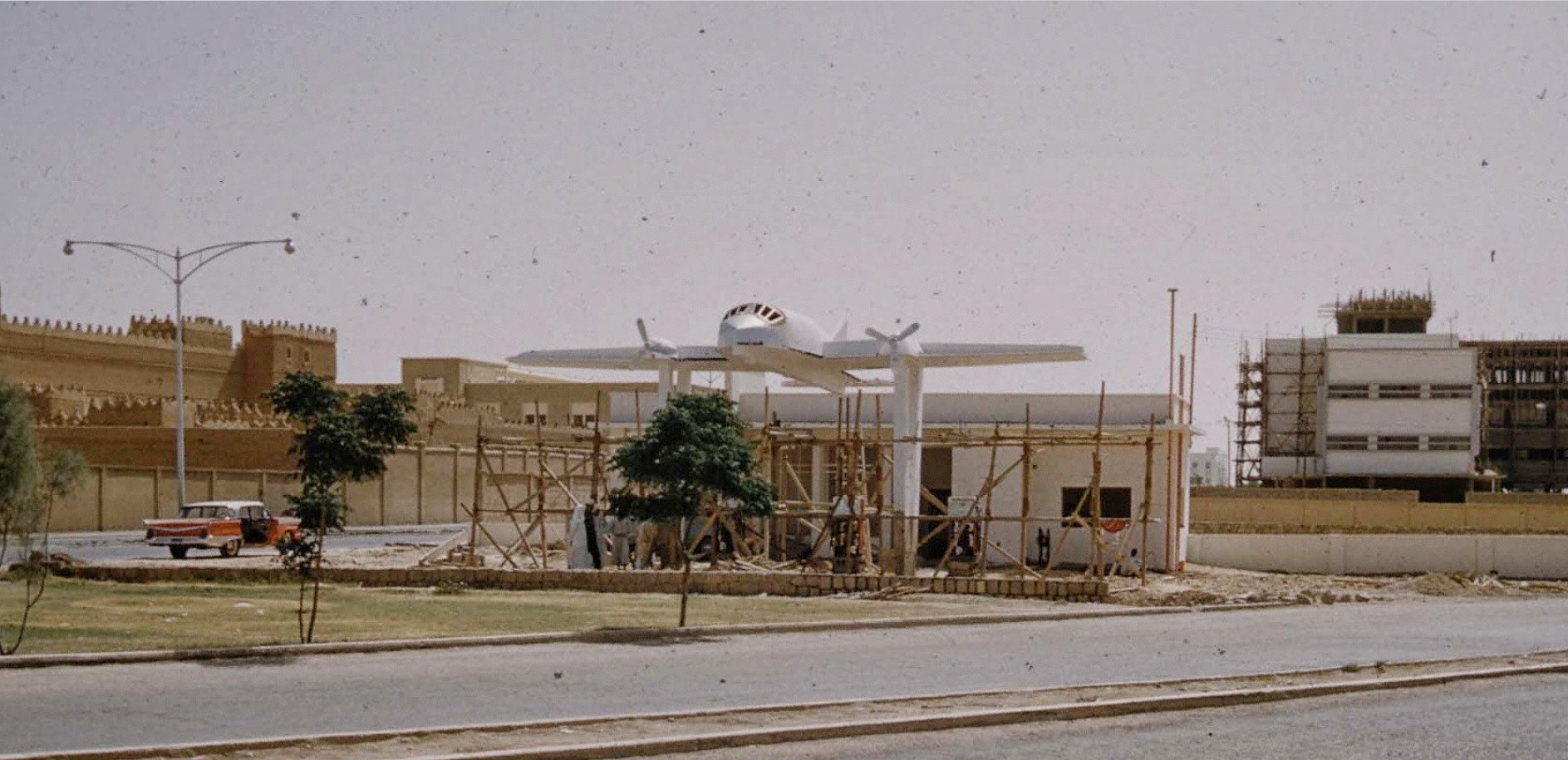 لقطة من محطة الطائرة تحت الإنشاء بحي المربع