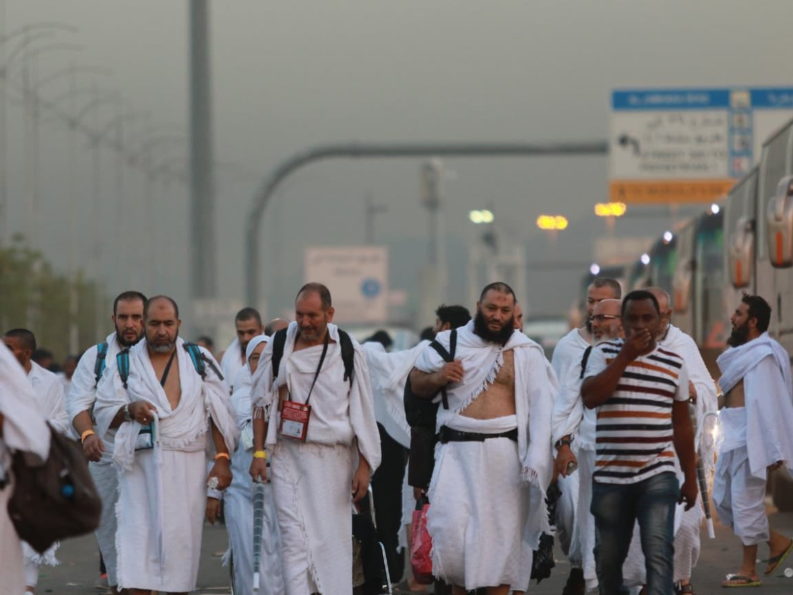 إصدار قرارات إدارية بحق 8 مخالفين لأنظمة وتعليمات الحج