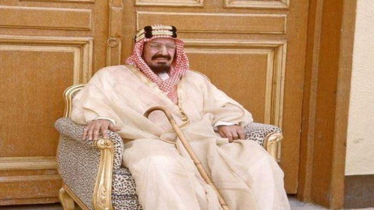 قصة تبرع الملك عبد العزيز بتكاليف حجته للفقراء.. فيديو
