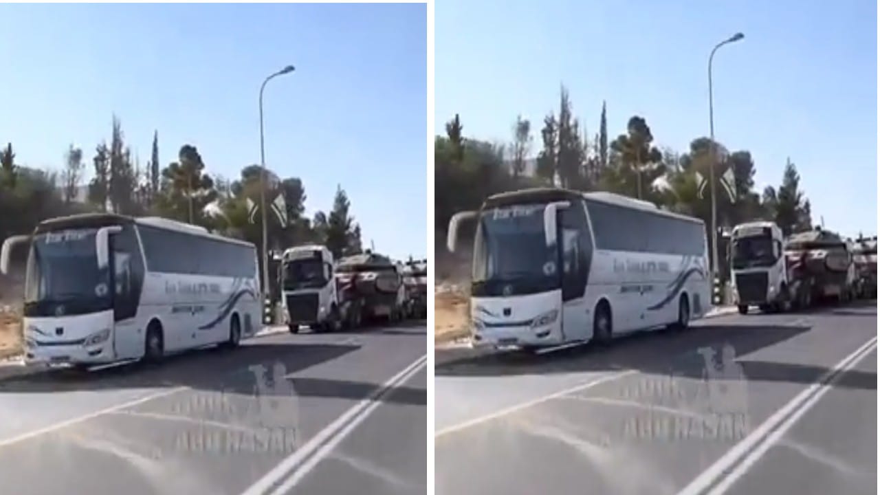 حشد من الدبابات الإسرائيلية في طريقها إلى جبهات جنوب لبنان وهضبة الجولان.. فيديو