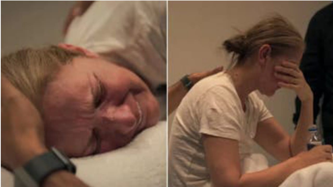 سيلين ديون تبكي وتكافح لاستعادة السيطرة على جسدها بسبب مرضها النادر