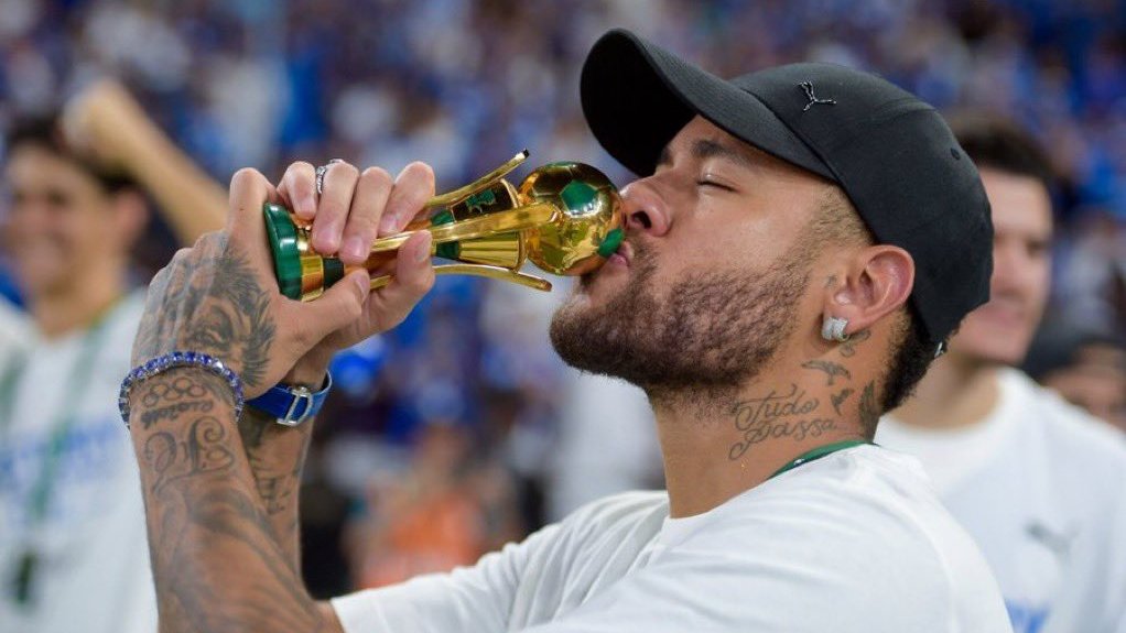 فرحة نيمار بفوز الهلال بكأس الملك .. فيديو