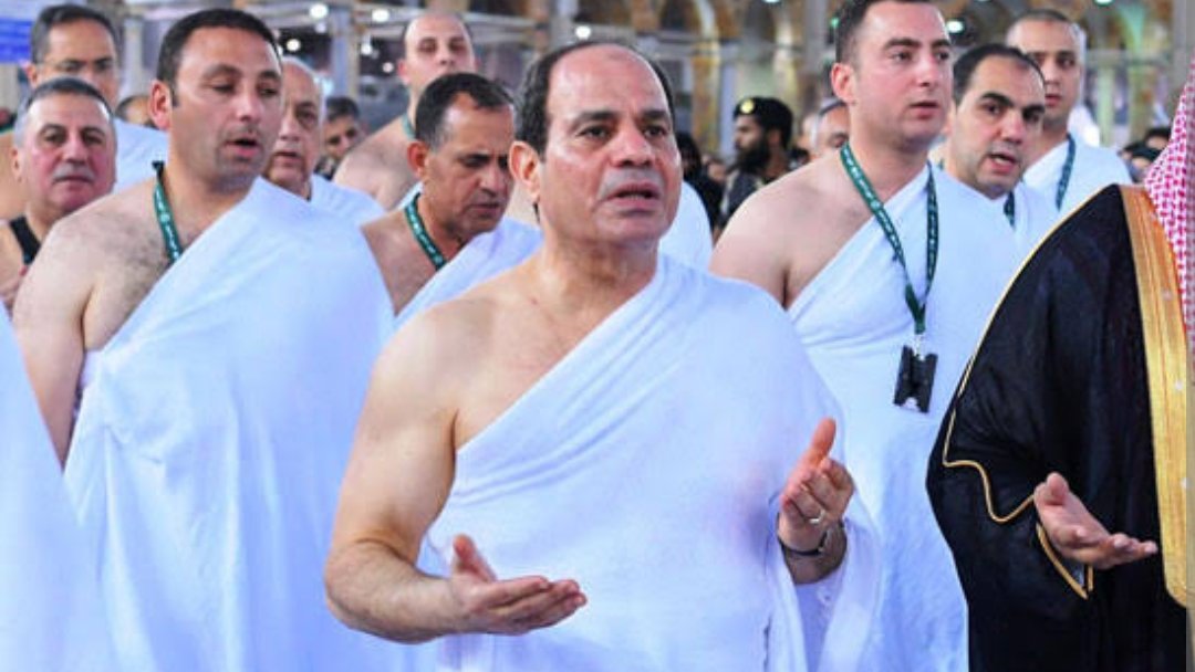 الرئيس المصري يصل المملكة لأداء فريضة الحج