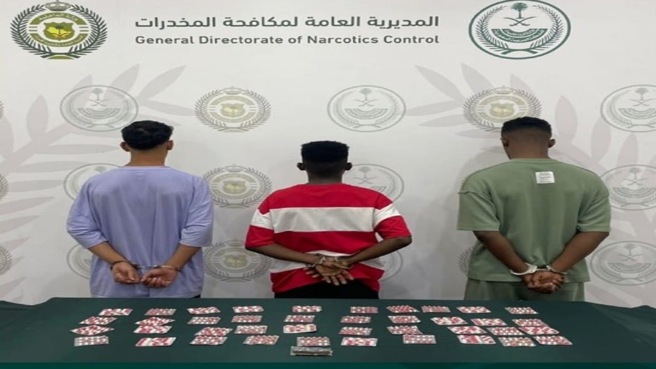 القبض على 4 أشخاص لترويجهم مواد مخدرة في عسير والمنطقة الشرقية