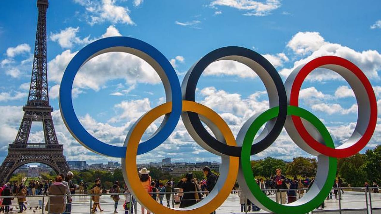 وزير الرياضة يحضر افتتاح أولمبياد باريس 2024