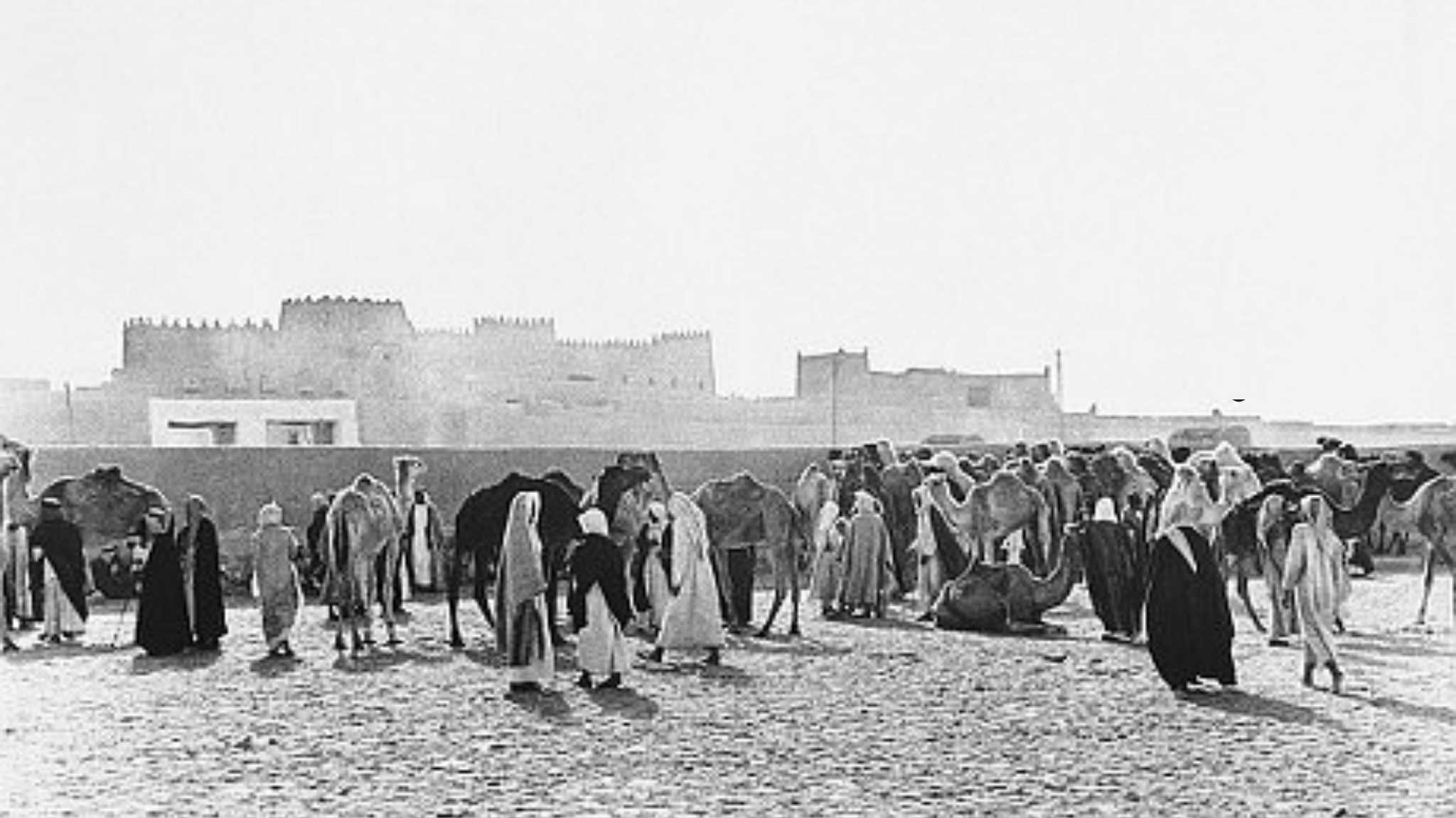 سوق الإبل شرق دروازة الثميري قديما