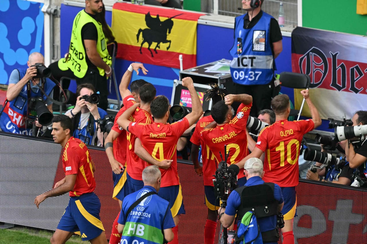 4 غيابات تضرب إسبانيا في نصف النهائي