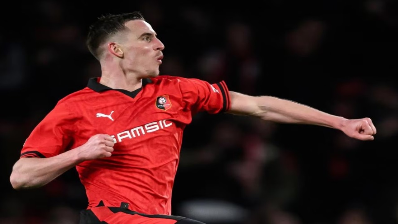 الاتحاد والنصر يتنافسان على ضم لاعب فرنسي