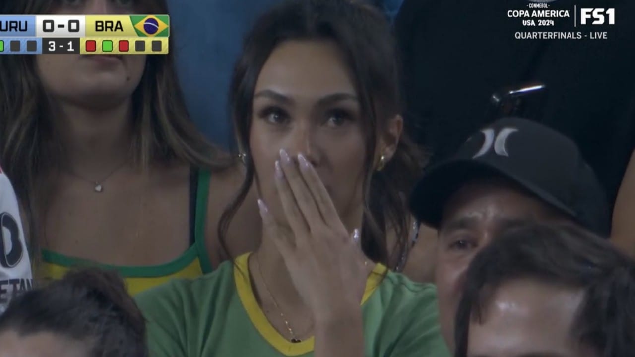 صدمة مشجعات البرازيل بعد الخروج من كوبا أمريكا